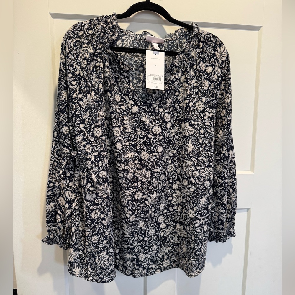 NWT Isabel Maternity by Ingrid & Isabel Navy Floral 3/4 Sleeve Blouse